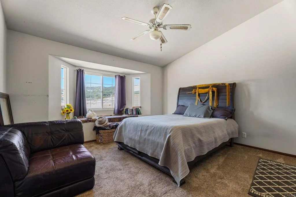 https://cdn.realtyfeed.com/cdn/127/307080322/597afcfaed9166bd8e7becb34db90a6e.webp