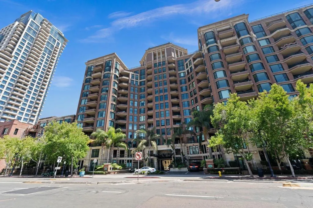 https://cdn.realtyfeed.com/cdn/127/307080325/56d92b07f60f0657b0204e33f1d93444.webp