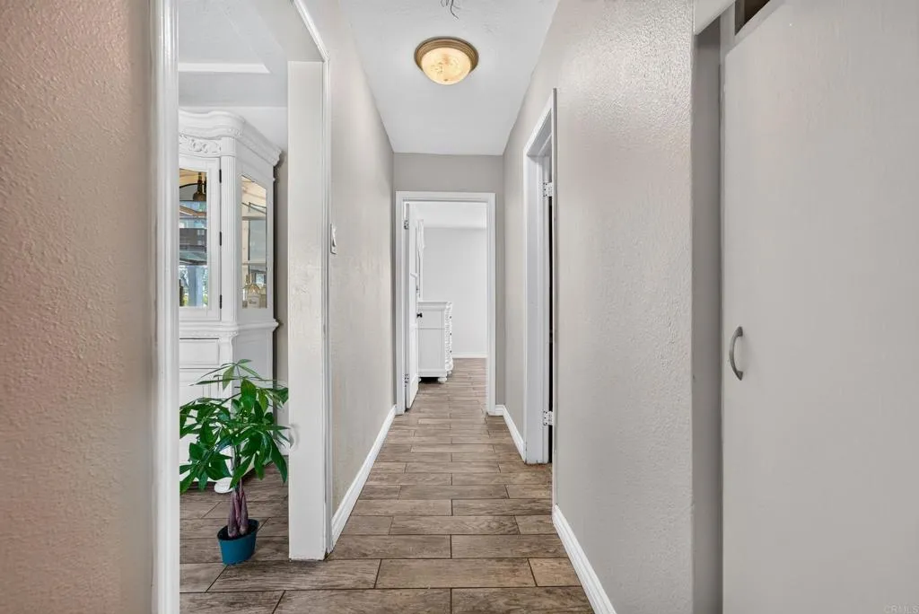 https://cdn.realtyfeed.com/cdn/127/307080332/05d2b092073edf94e9d39bd7ebcef2f9.webp