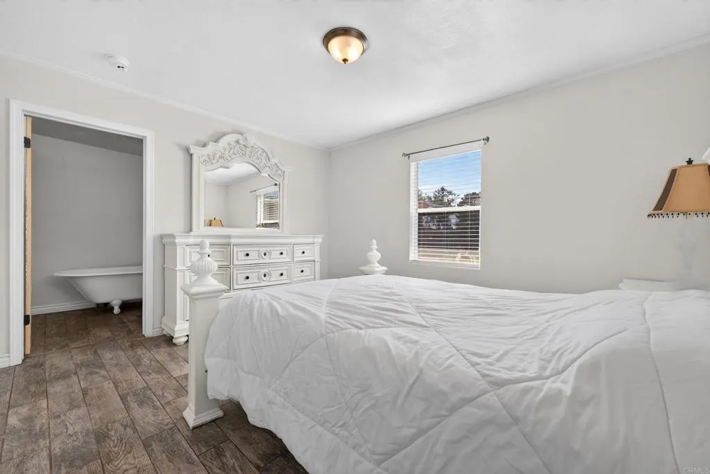 https://cdn.realtyfeed.com/cdn/127/307080332/16286b898f287a7f08840cb193530275.webp