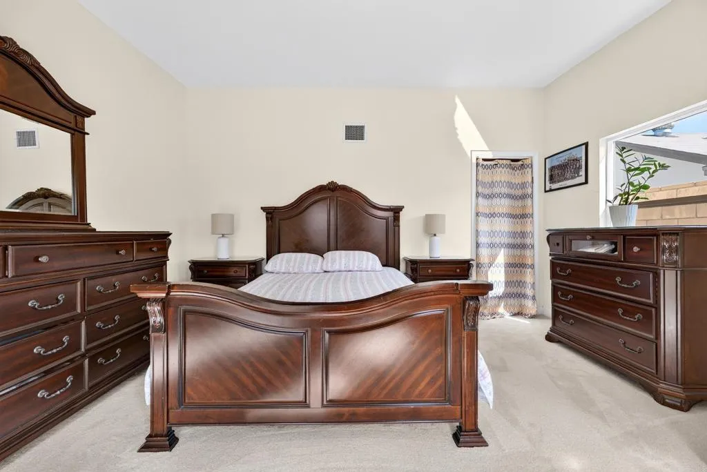 https://cdn.realtyfeed.com/cdn/127/307080332/1655fa8e1d92b6704f73e452e788f482.webp