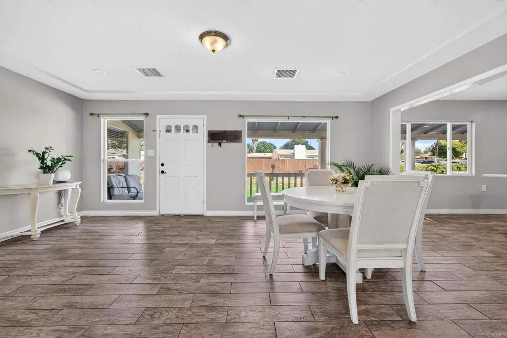 https://cdn.realtyfeed.com/cdn/127/307080332/679c104b2dbe6b949b560d8fd40d7c46.webp