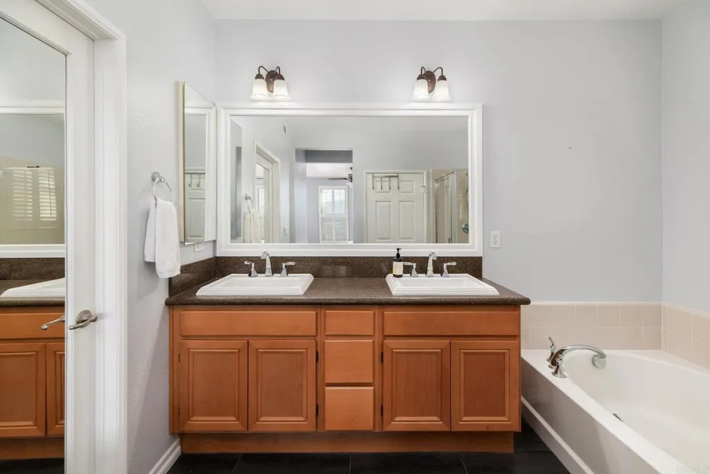 https://cdn.realtyfeed.com/cdn/127/307080336/9902f4ad9248eae35a36f99cf4c00c4e.webp