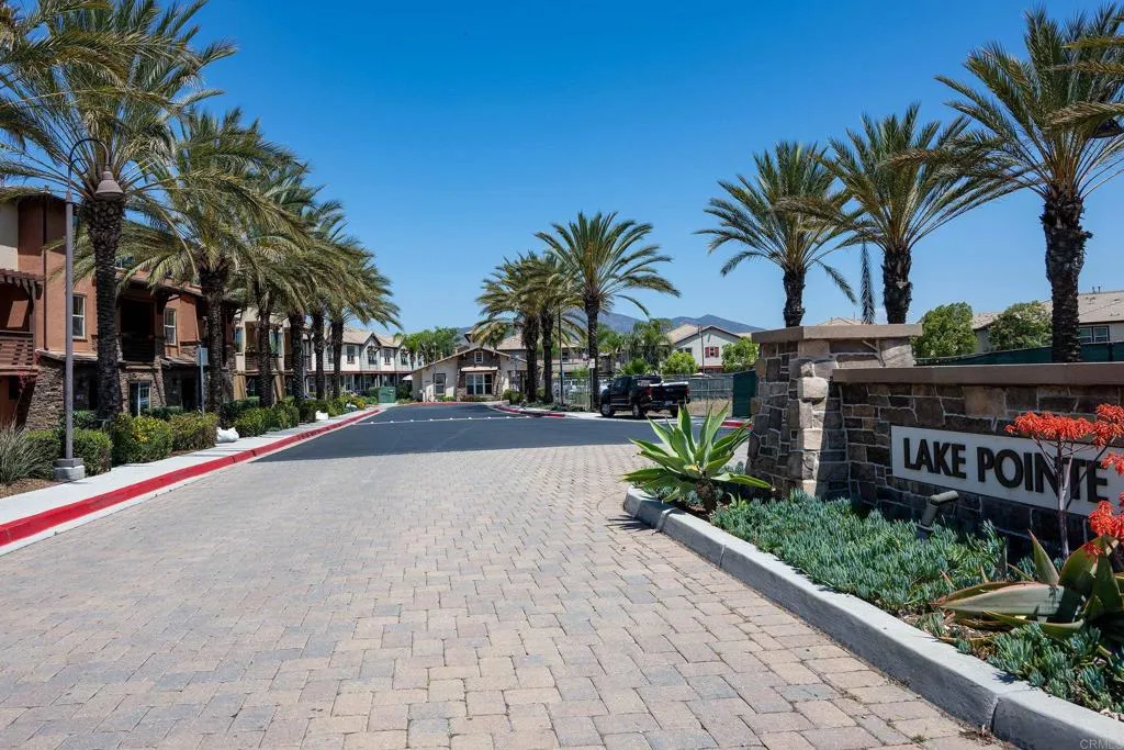 https://cdn.realtyfeed.com/cdn/127/307080339/00d86dcf42fa929d495d397b8a8bf174.webp
