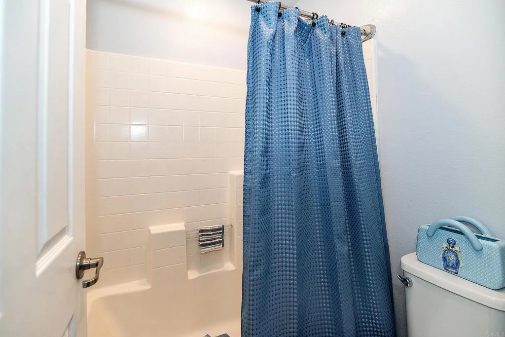 https://cdn.realtyfeed.com/cdn/127/307080339/8393b482368f5335bc4b0bb0a42c5db6.webp