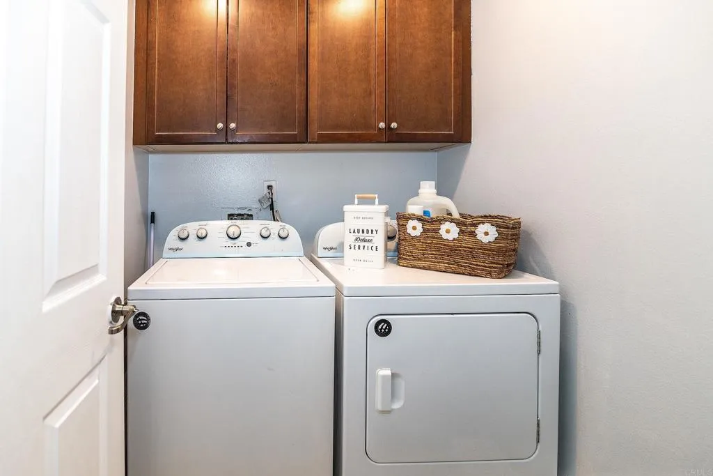 https://cdn.realtyfeed.com/cdn/127/307080339/b2c44b83a6f1a5169aa816e11b8a53f6.webp