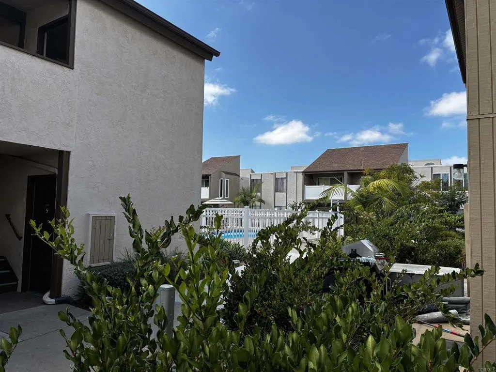 https://cdn.realtyfeed.com/cdn/127/307080340/35d2ef9131b1fde650578be6d2e4a8c3.webp