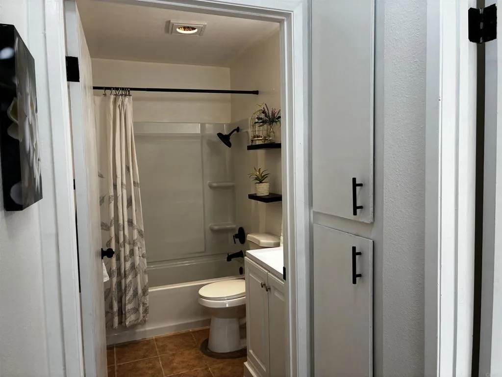https://cdn.realtyfeed.com/cdn/127/307080340/6e655b22263abd50388f2cb50bfe5186.webp