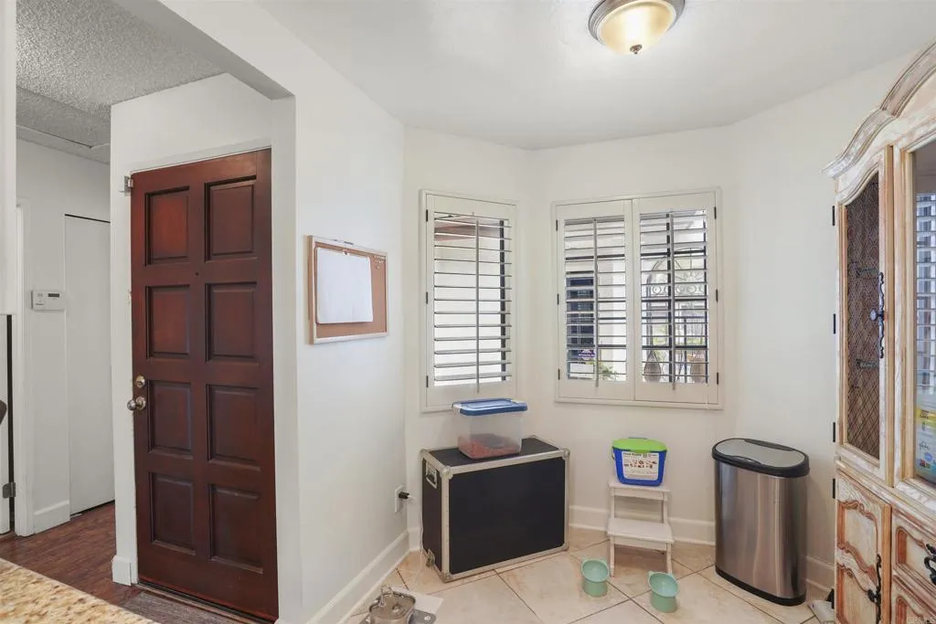 https://cdn.realtyfeed.com/cdn/127/307080341/4438b1a45b71aae473768ee18eb9aa59.webp