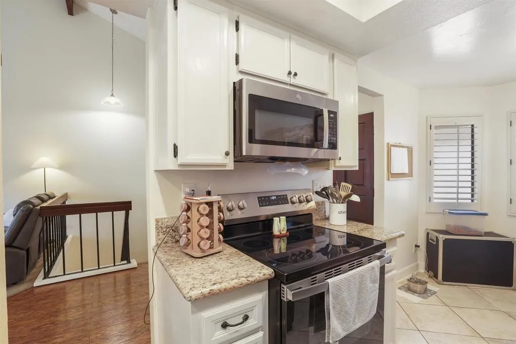 https://cdn.realtyfeed.com/cdn/127/307080341/4ce8fdda03e0ee33a5e5c918b16f6f96.webp