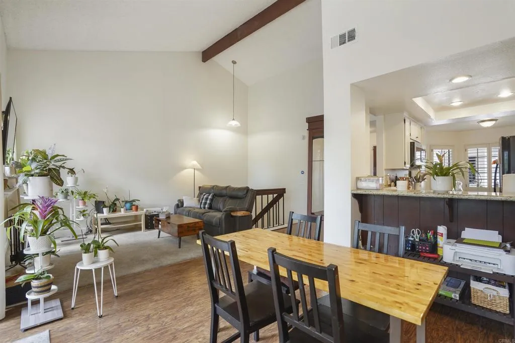 https://cdn.realtyfeed.com/cdn/127/307080341/629e4ea48eb10eec34f15511772028b8.webp