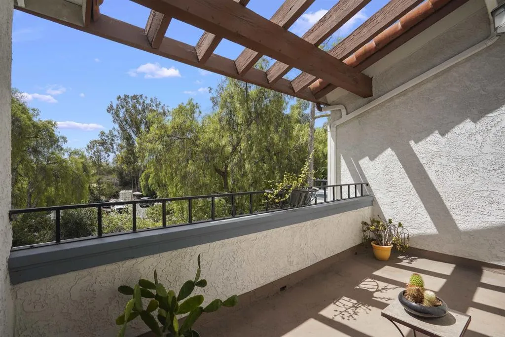 https://cdn.realtyfeed.com/cdn/127/307080341/887ba9a99db4eb460e7f57c0f02a411b.webp