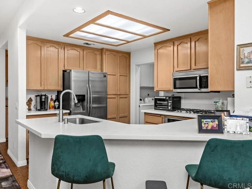 https://cdn.realtyfeed.com/cdn/127/307080370/bfac3484cb397af4c52c81ccc437f119.webp
