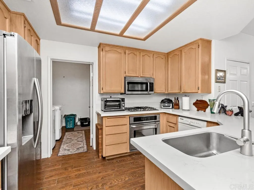 https://cdn.realtyfeed.com/cdn/127/307080370/e2a4b57d3a9975bcd0e3e5abb7f138b4.webp