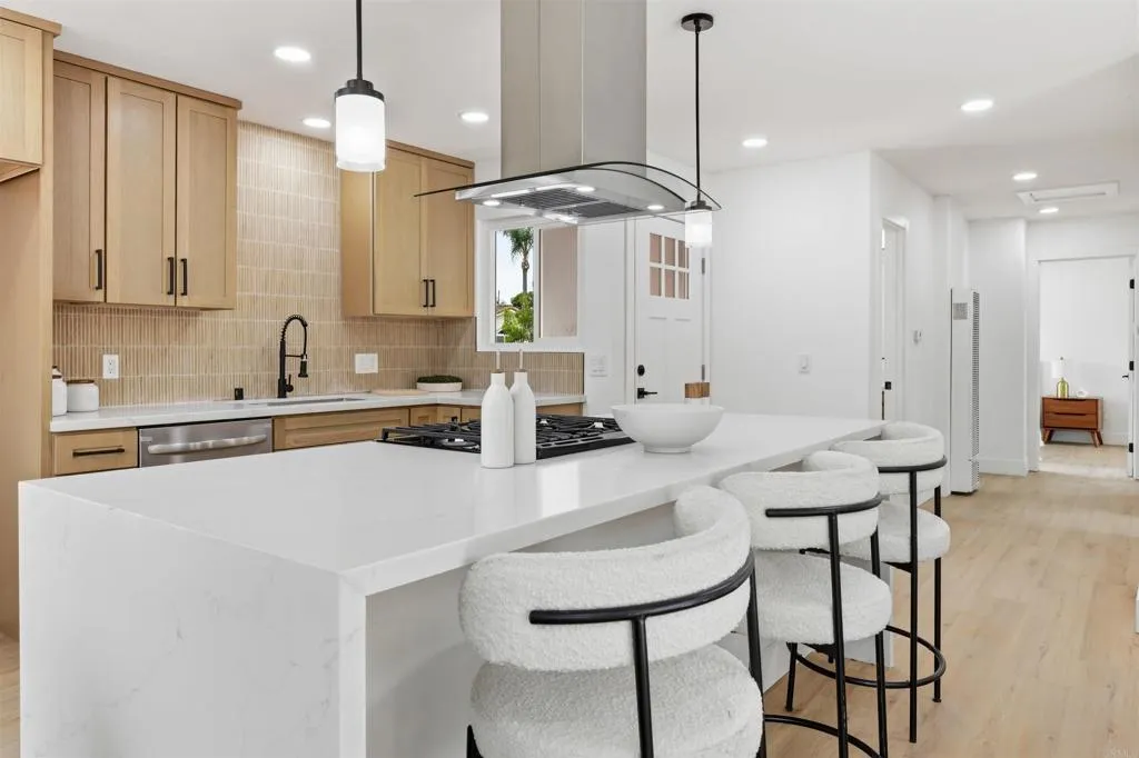 https://cdn.realtyfeed.com/cdn/127/307080371/cbac9b58e1e57d54c17667f9c26f7fd3.webp