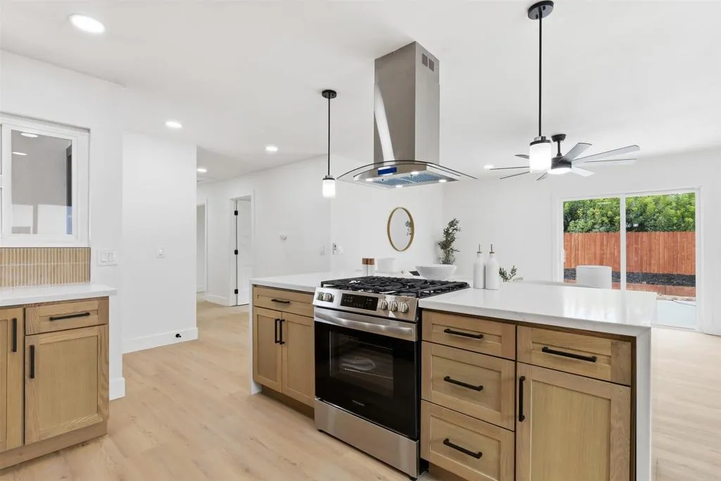 https://cdn.realtyfeed.com/cdn/127/307080371/dbc1318b3e4a5d4cb57a2a6d7e89f1f0.webp