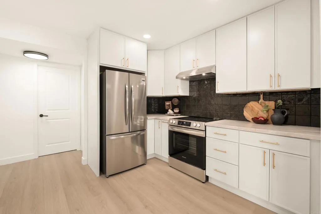 https://cdn.realtyfeed.com/cdn/127/307080376/38d2507467cc00048b1fb808884f94f5.webp