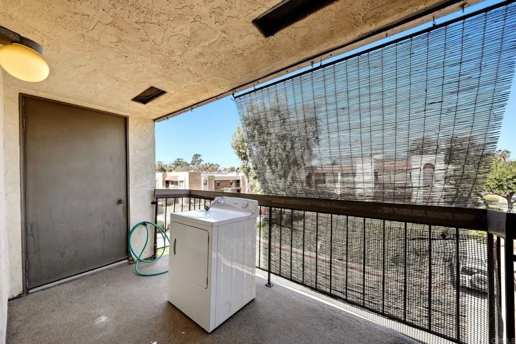https://cdn.realtyfeed.com/cdn/127/307080377/78997296b0cd75f38f0906113973c42a.webp