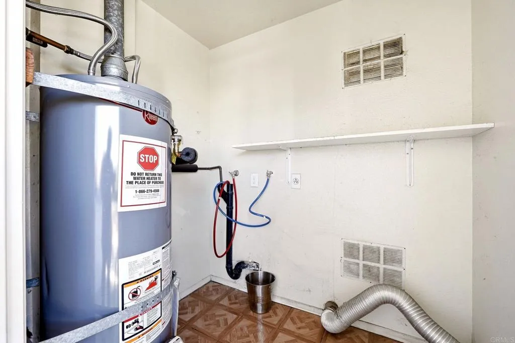 https://cdn.realtyfeed.com/cdn/127/307080377/a423922390bd755294858ac7304abd20.webp