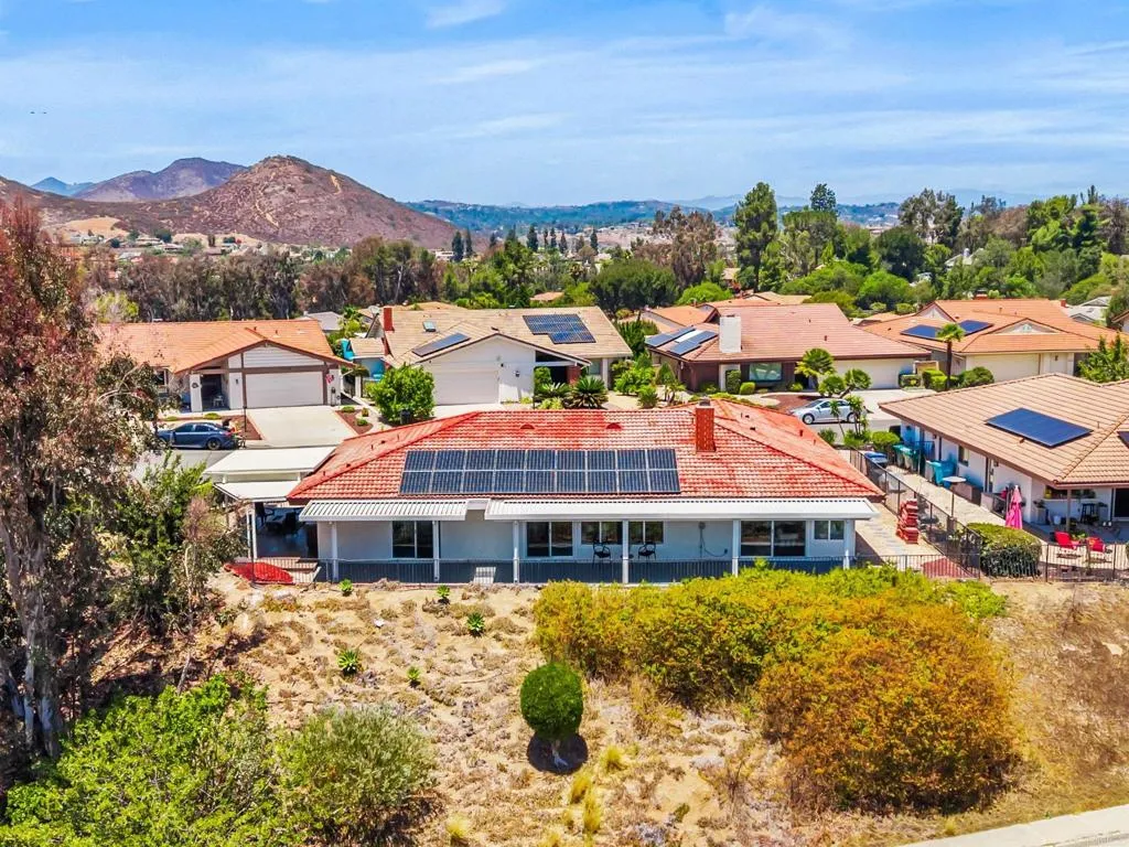 https://cdn.realtyfeed.com/cdn/127/307080379/7140a9291cc8c6f832c70a6dae5f5ff2.webp