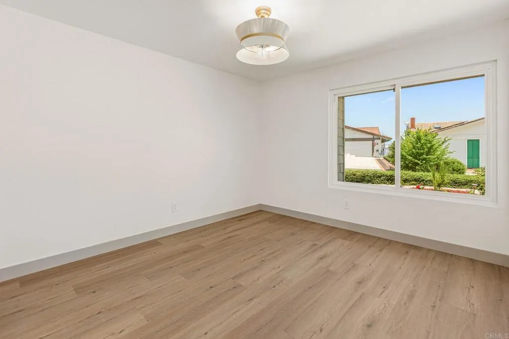 https://cdn.realtyfeed.com/cdn/127/307080379/aa3bc3e3b7501bc5f59bcec7de54ef3b.webp