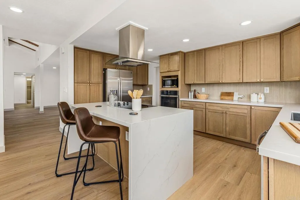 https://cdn.realtyfeed.com/cdn/127/307080379/ab80fb2fffdf299293d5ba6d85c197ee.webp