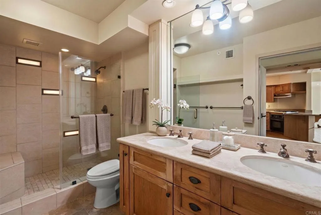 https://cdn.realtyfeed.com/cdn/127/307080387/13b8238a01d0b68ab31614643a406b2e.webp