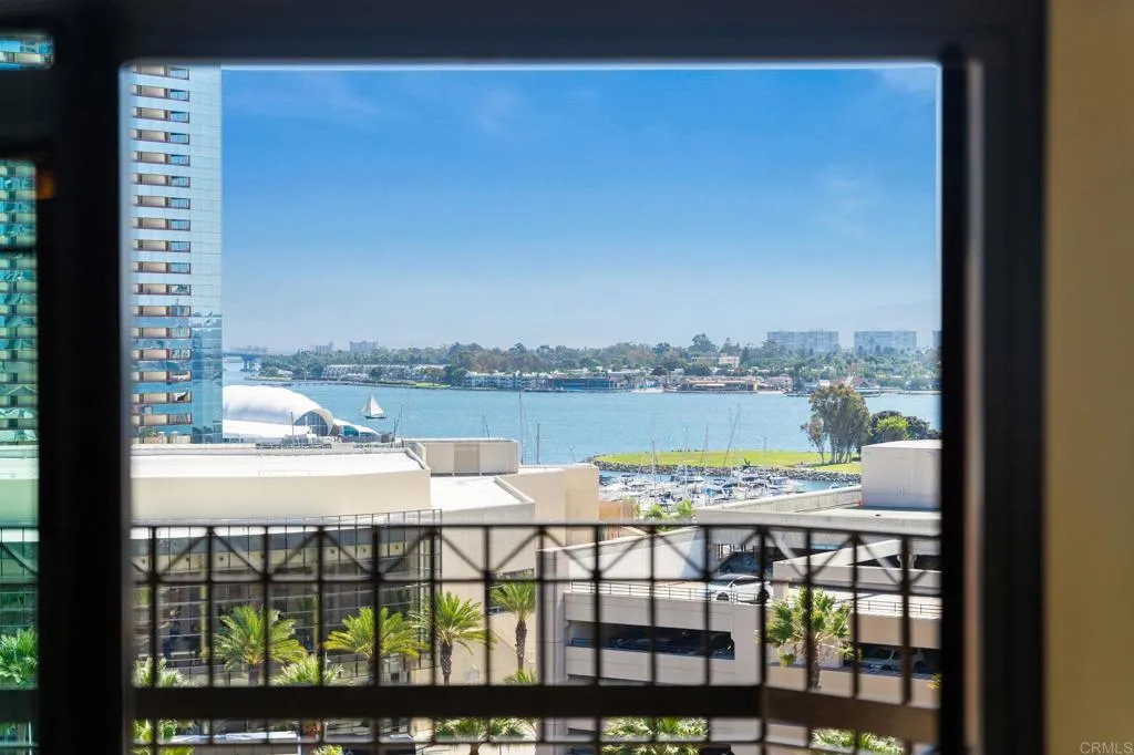 https://cdn.realtyfeed.com/cdn/127/307080387/2c72a2aa9ef4a1d2ebcee4647825b3b2.webp