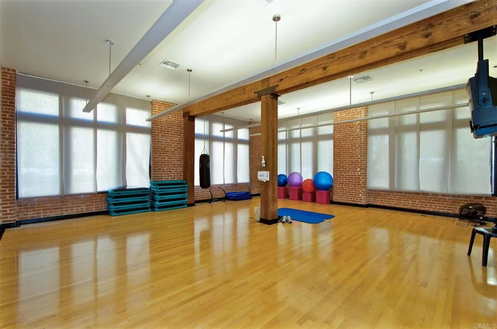 https://cdn.realtyfeed.com/cdn/127/307080387/5c69d9f2d3a62bc7febed759bb43525f.webp
