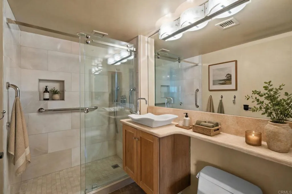 https://cdn.realtyfeed.com/cdn/127/307080387/8fae8a297d2f9fa358eddd296994bdf1.webp