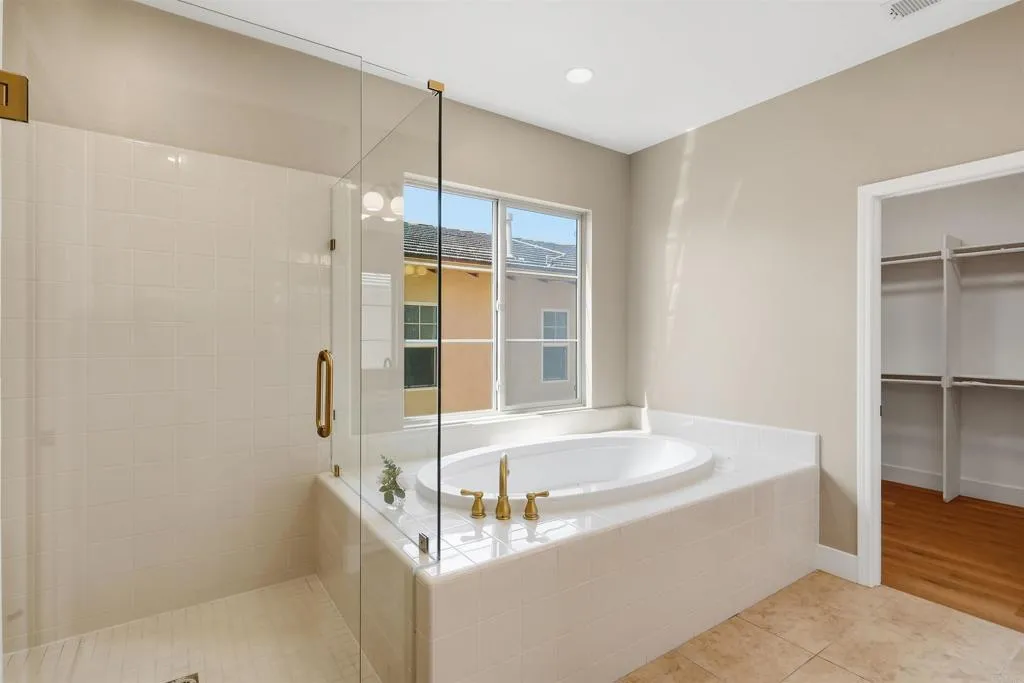 https://cdn.realtyfeed.com/cdn/127/307080390/9fe523ee9e91ae53fa931f0cb443614c.webp