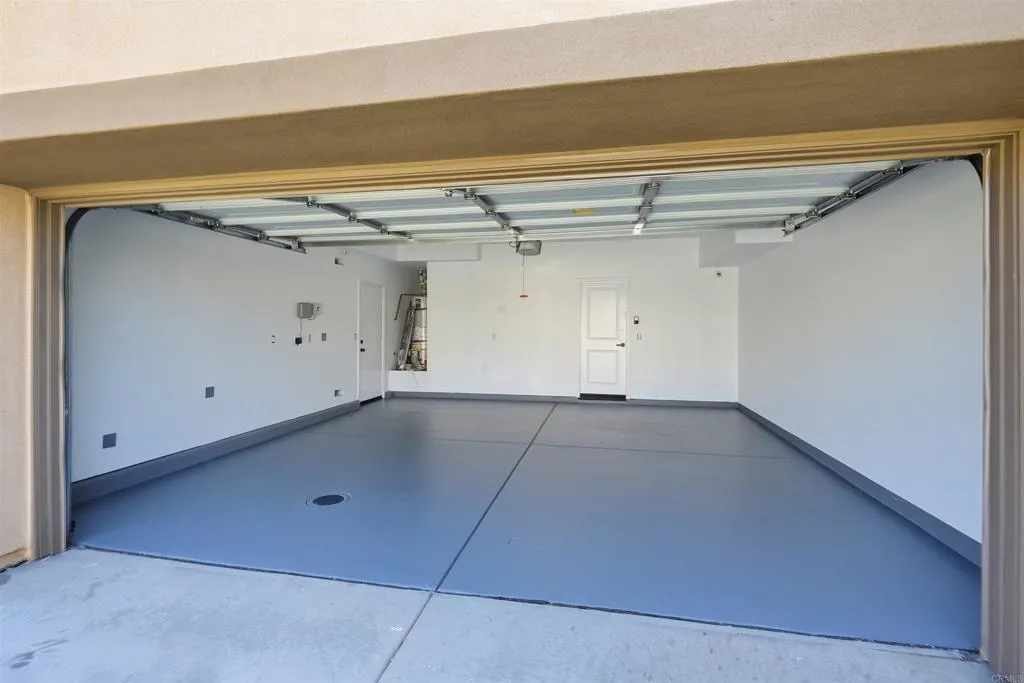 https://cdn.realtyfeed.com/cdn/127/307080390/b32d0480243fc2f1531e52c2ca731957.webp