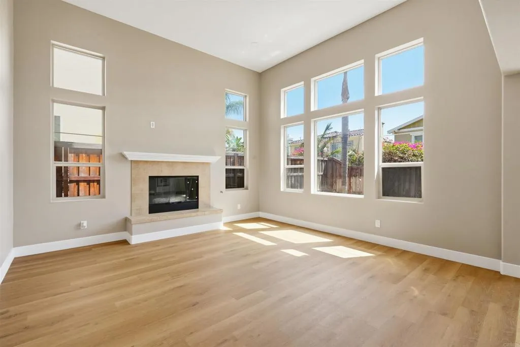 https://cdn.realtyfeed.com/cdn/127/307080390/b569298f9318297777de1bfc125507ce.webp