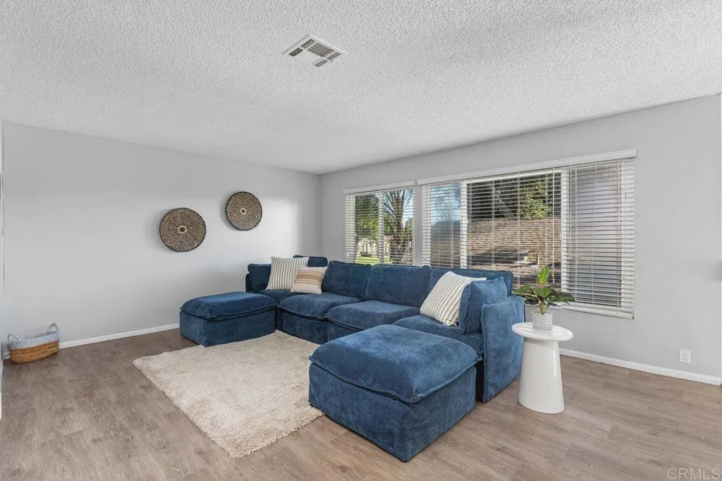 https://cdn.realtyfeed.com/cdn/127/307080391/1327e2f5bb5fcefd6c9e291ac63ea90f.webp