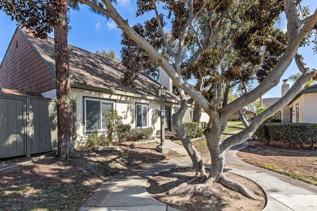 https://cdn.realtyfeed.com/cdn/127/307080391/54086f2e8fcbb386240cf3b6705605d8.webp