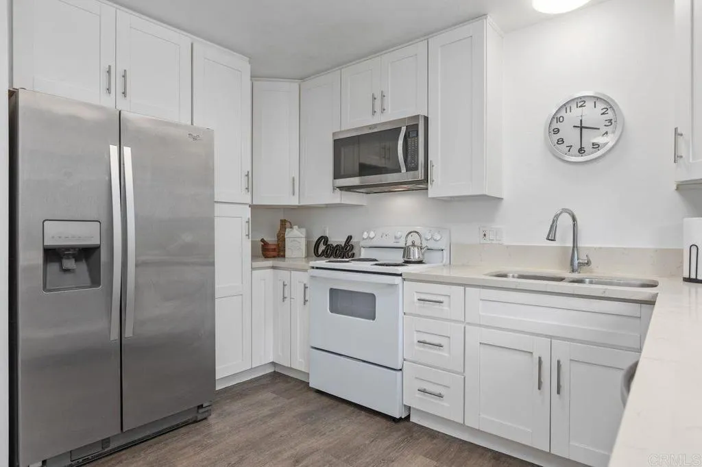 https://cdn.realtyfeed.com/cdn/127/307080391/6ccf7eb4f3126bd3e470a5b94f653530.webp
