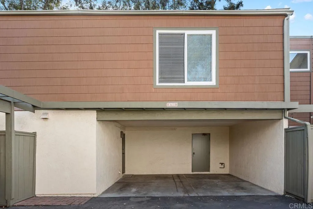 https://cdn.realtyfeed.com/cdn/127/307080391/a0716e3194082ecc9038f8f0a69ddf6f.webp