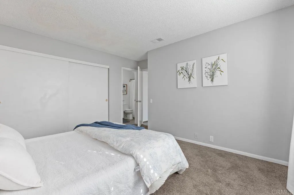 https://cdn.realtyfeed.com/cdn/127/307080391/e387f626f8f456a6d95e0f2bb87eb3f8.webp