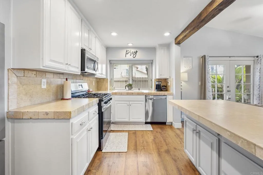 https://cdn.realtyfeed.com/cdn/127/307080420/c5478ab38f571beab33ad078fceea8e6.webp