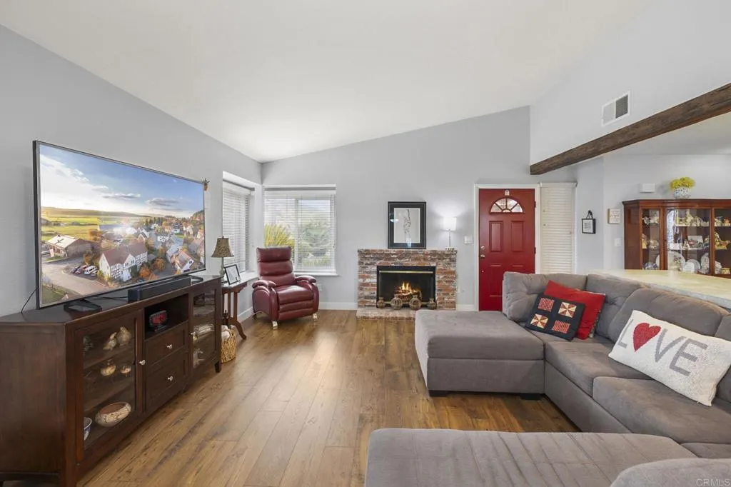 https://cdn.realtyfeed.com/cdn/127/307080420/f0460335d76c45efc48c62983dbcad40.webp