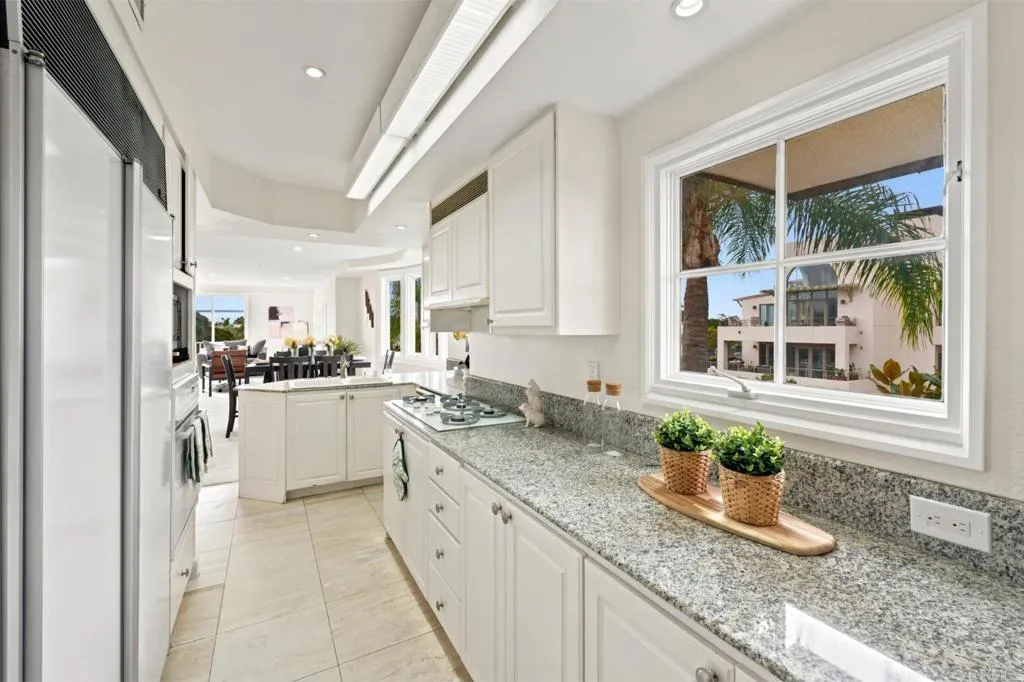 https://cdn.realtyfeed.com/cdn/127/307080458/12f47080f334e8359d163394aaf0c00e.webp