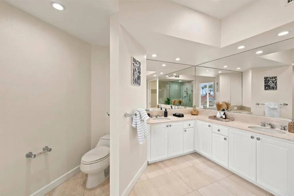 https://cdn.realtyfeed.com/cdn/127/307080458/6614b62cef9b97128e21008644431c9b.webp