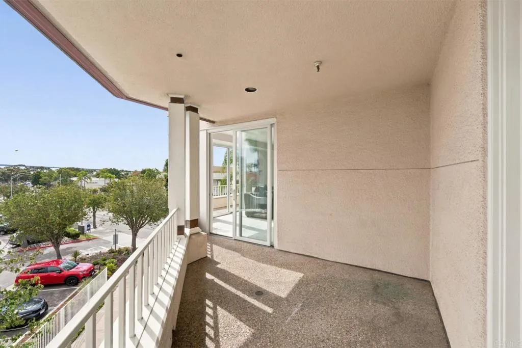 https://cdn.realtyfeed.com/cdn/127/307080458/8f6d355b92188cca22ced234799a9ad0.webp