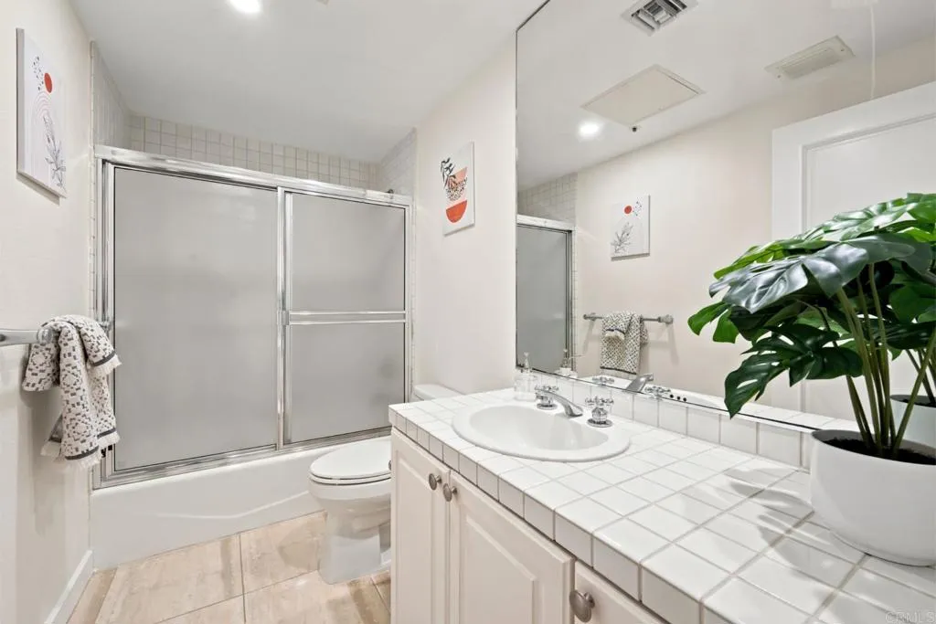 https://cdn.realtyfeed.com/cdn/127/307080458/974fc8e4ad17762008d3aa1c3f0291a8.webp