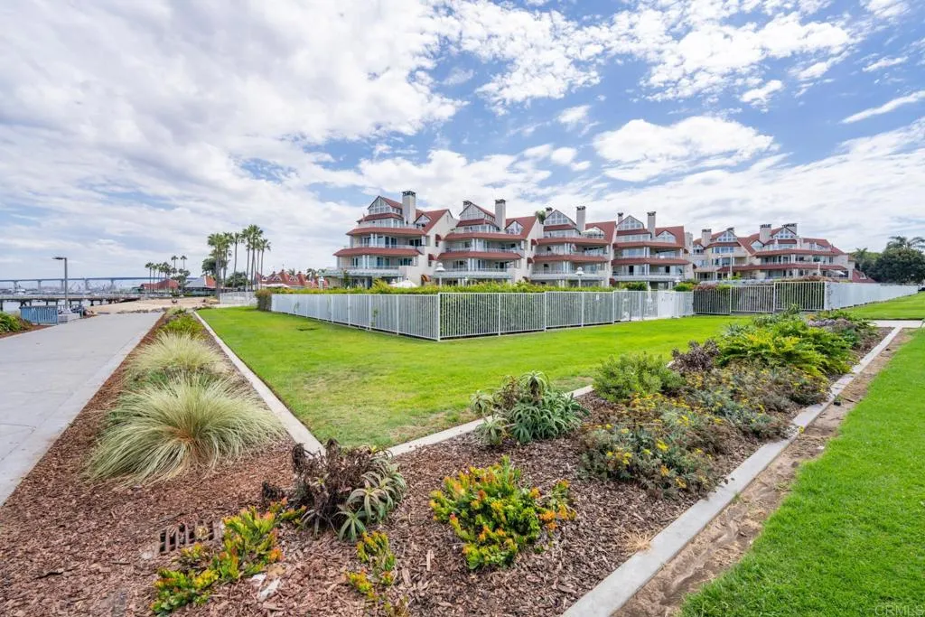 https://cdn.realtyfeed.com/cdn/127/307080458/9fb4322e88505d884388ea6dc71fb9c6.webp