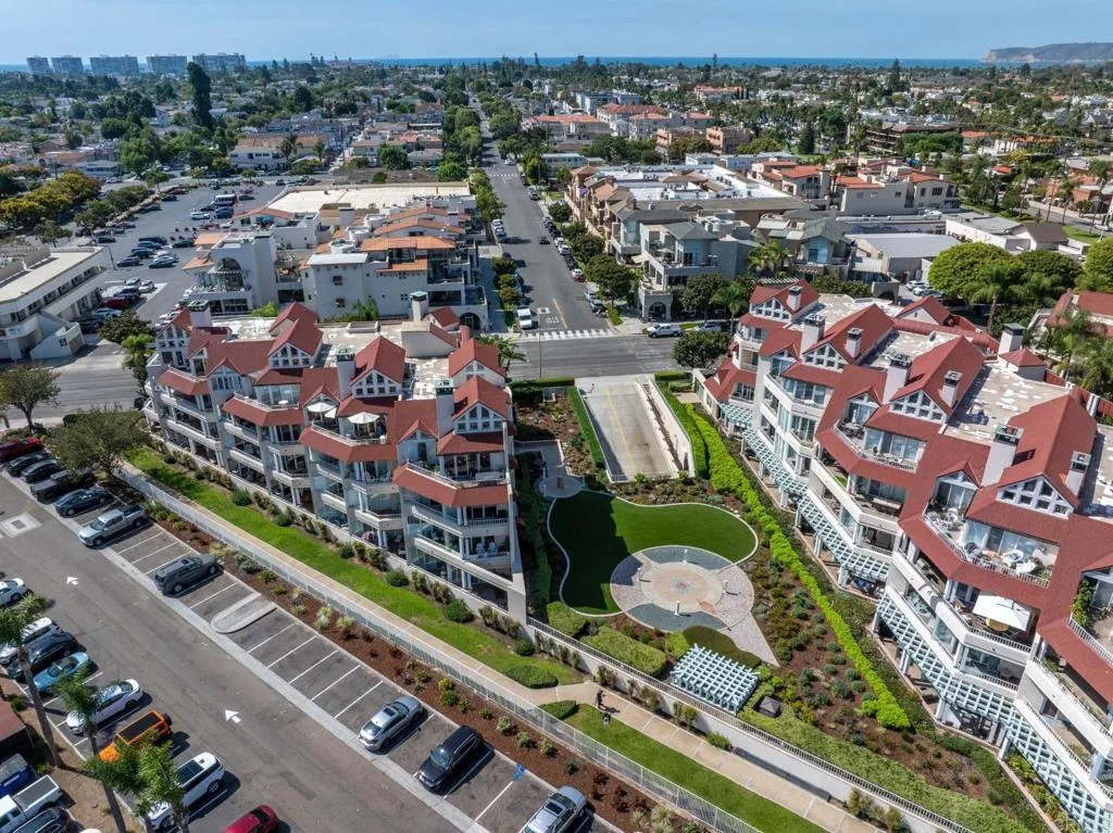 https://cdn.realtyfeed.com/cdn/127/307080458/d9fd6ebf40551449de8951173dd31434.webp