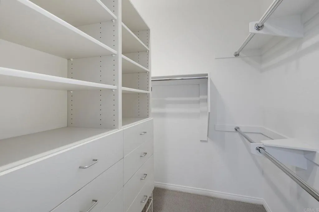 https://cdn.realtyfeed.com/cdn/127/307080468/62d510365c8bfe7de1f180ef4646bd56.webp