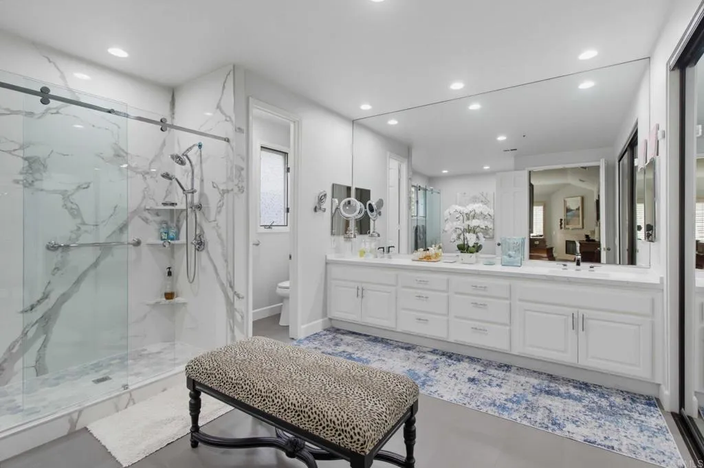 https://cdn.realtyfeed.com/cdn/127/307080468/70ae7161402a33418489102d308a6039.webp
