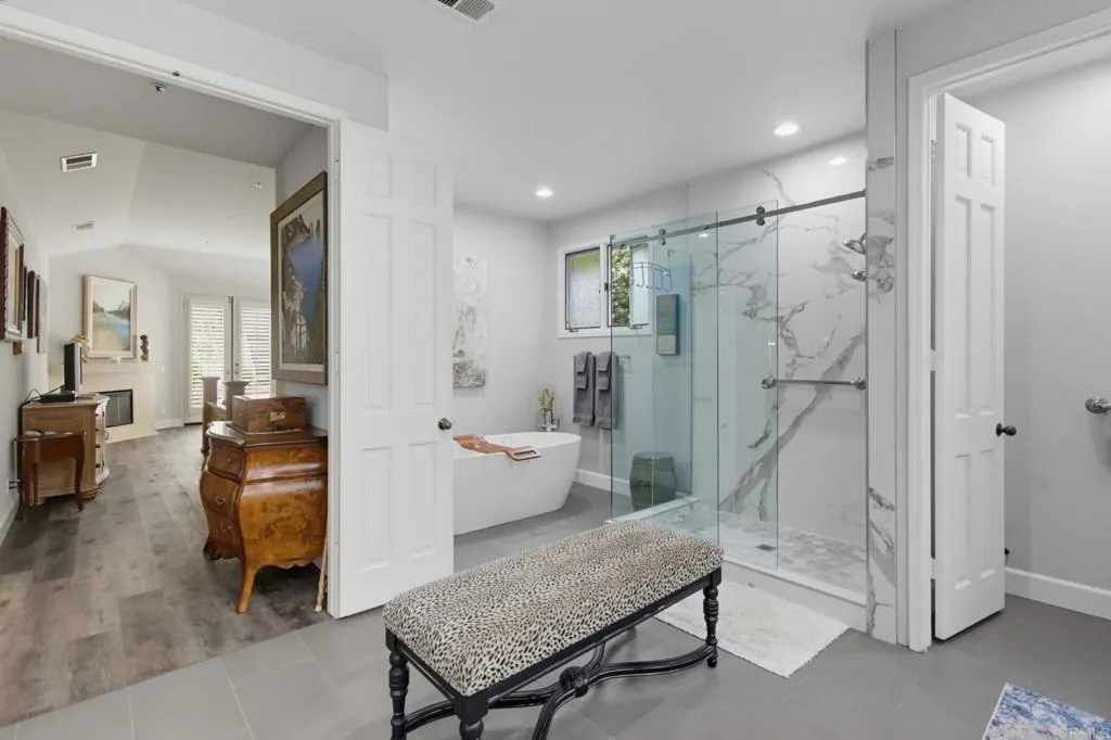 https://cdn.realtyfeed.com/cdn/127/307080468/734439de40ff7c4e59112f2078980b26.webp