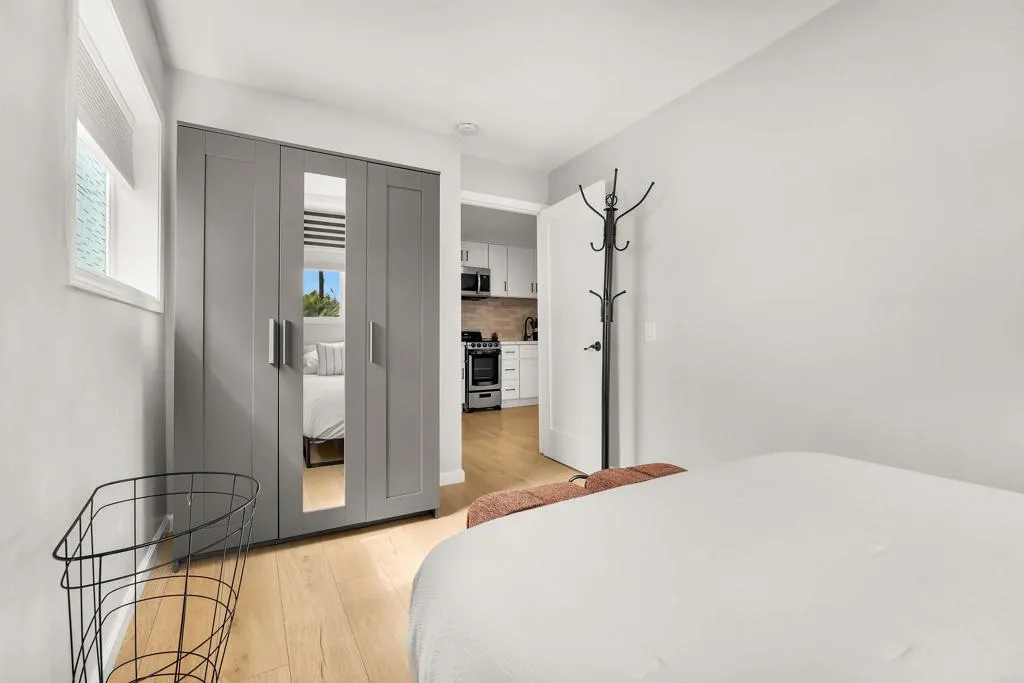 https://cdn.realtyfeed.com/cdn/127/307080557/83ff8277968fd1ca8042111525762738.webp